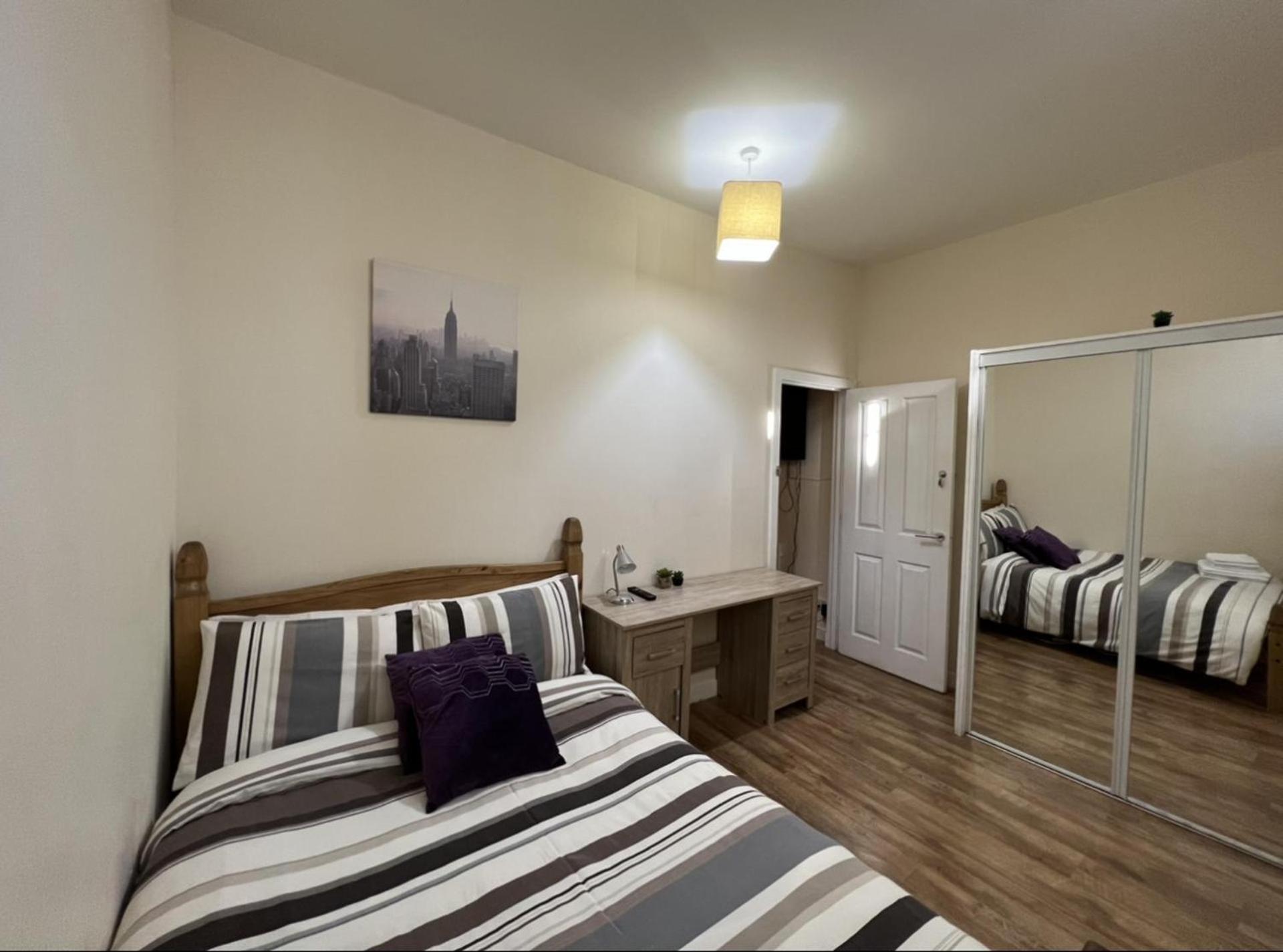 Aberdeen Stay Central 2-Bedrooms Apt-No Party Exterior photo